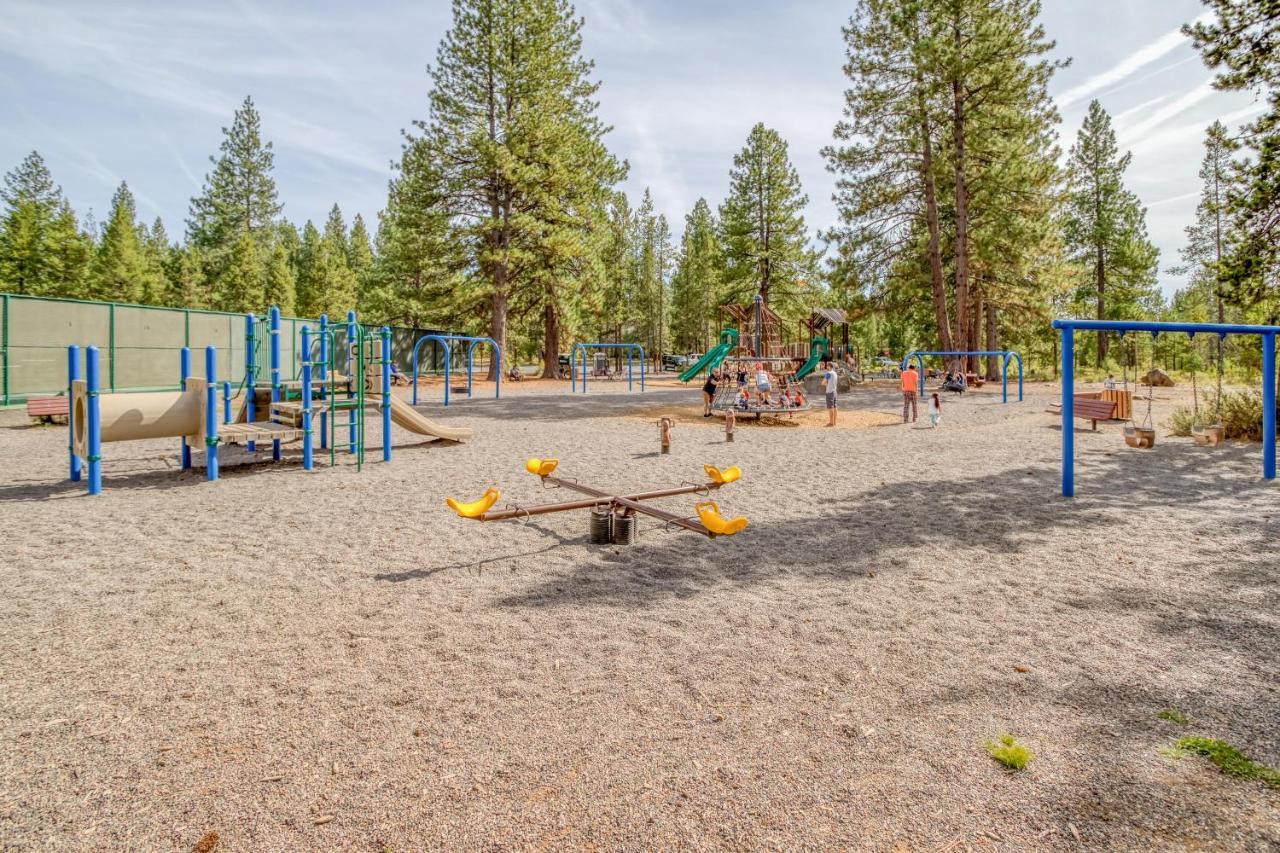 Cedar Cove Lodge Sunriver Exterior photo